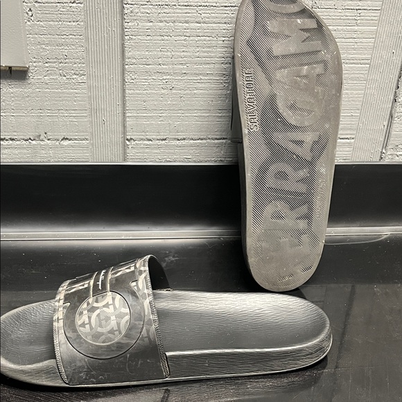 Salvatore Ferragamo Gray Patterned Slide Sandals - Picture 7 of 9